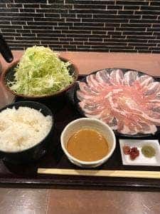 もち豚しゃぶしゃぶ 新宿武蔵