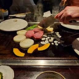 ステーキハウス やま