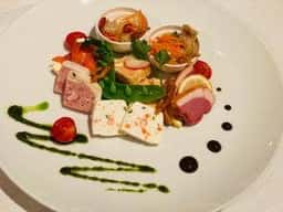 ベイサイドレストラン&カフェ モア