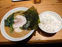 横浜家系ラーメン 満月家