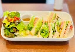 ロゼッタカフェカンパニー函館五稜郭店