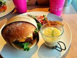 THE FANTASTIC BURGER