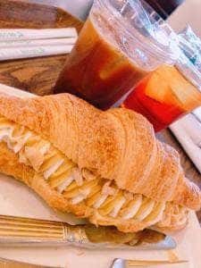 カフェ トスティーナ シェラトン・グランデ・トーキョーベイ・ホテル