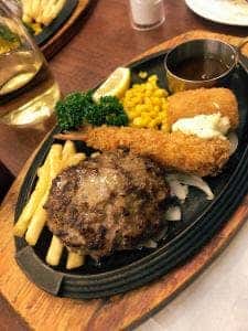 ロイヤルホスト 衣笠インター店