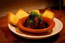 煮込み屋 ミヤコ