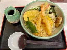手打ちうどん 桃太郎