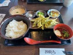 茶の庭れすとらん とろろ屋ととろ