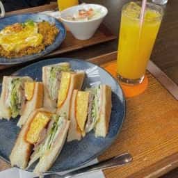 Kinds cafe
