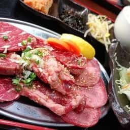 炭火ホルモン べこまる