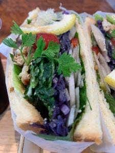 サカナスタンドUESAKI