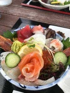 海鮮丼ぶり 海幸 網干じばさんひろば 魚吹津