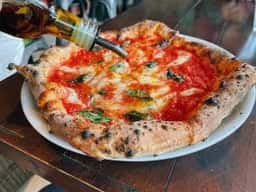 PIZZERIA E BAR LA BORRACCIA