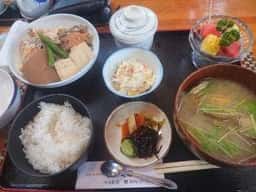 活魚いけす料理 やまぐち