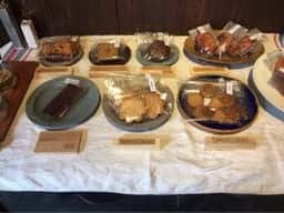 長屋の小さな焼き菓子店 桃菓堂