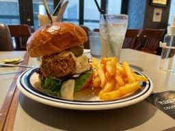 J.S. BURGERS CAFE 京都店