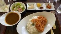 カメリアヒルズカントリークラブ