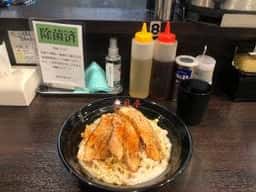 油そば専門店 春日亭 大阪日本橋オタロード店