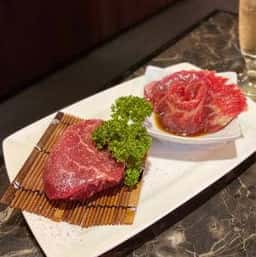 焼肉 鳴尾.b