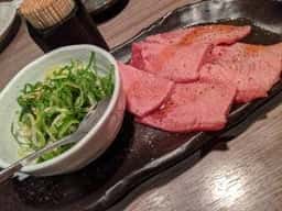 北浜にくや
