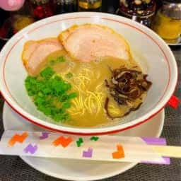 豚キチ combo mo:mo