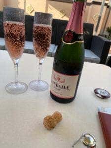 スリーモンキーズカフェ 横浜関内店