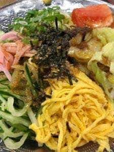 きつねとたぬき