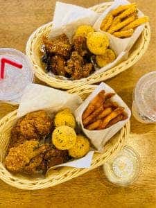 CRISPY CHICKEN n’ TOMATO 学芸大学店