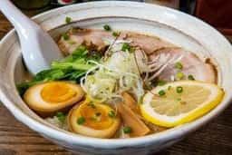 鶏白湯ラーメン大葉