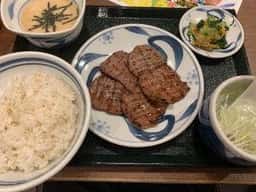 牛たんとろろ麦めし ねぎし 銀座並木通り店