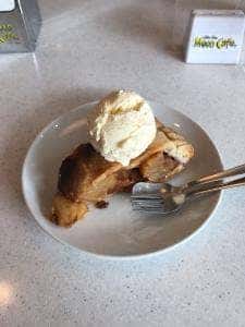 Moon Cafe
