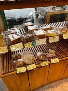 てづくりパン なないろこむぎ