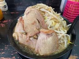 自家製太麺 ドカ盛 マッチョ 三ノ宮店