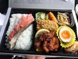 弁当定食の中ちゃん