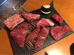 炭火焼肉 あもん