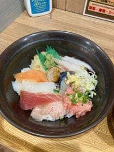 魚丼 ちがさき店