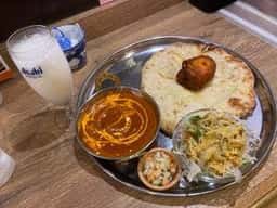 スマイル スリヤ