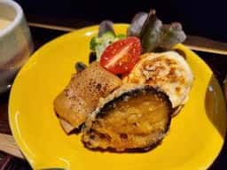 新明や