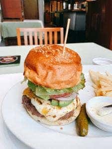 サーティーセブン ステーキハウス アンド バー