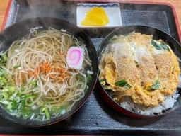 戸隠そば室住団地店