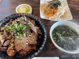 炭火焼肉 meat meet