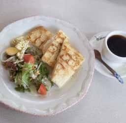 カフェ モンヴァン