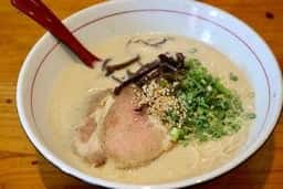 博多ラーメン 亀八