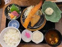 うおのぶ食堂