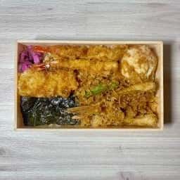 日本橋 天丼 天むす 金子半之助 渋谷東急フードショー店