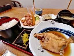 御食事処はないずみ