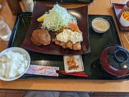 湯けむりダイニング トントン亭