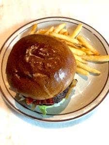 J.S. BURGERS CAFE 大同生命札幌ビル店