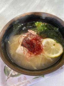 マリンオアシスはかた フードコート