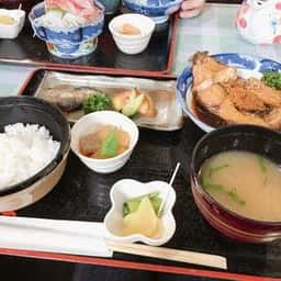 三河屋食堂中込本店