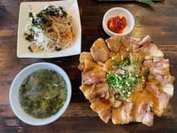 炭火焼肉 meat meet